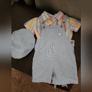 Tommy Bahama Infant 3 piece set, multi-colored with hat.